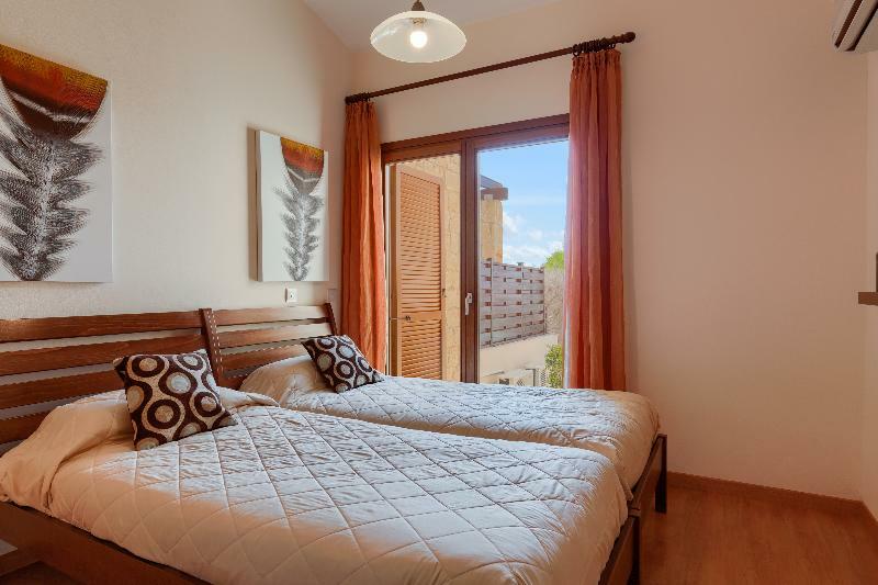 Aphrodite Hills Куклия Экстерьер фото
