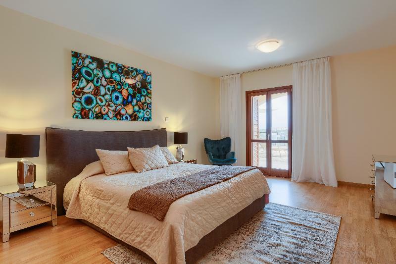 Aphrodite Hills Куклия Экстерьер фото