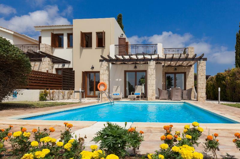 Aphrodite Hills Куклия Экстерьер фото
