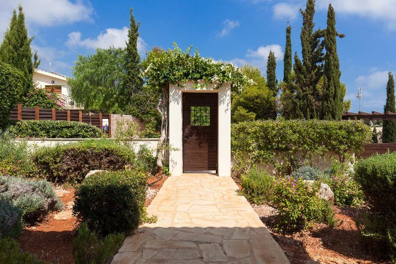Aphrodite Hills Куклия Экстерьер фото