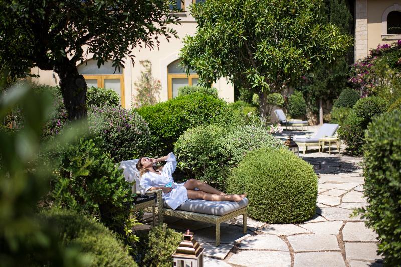Aphrodite Hills Куклия Экстерьер фото